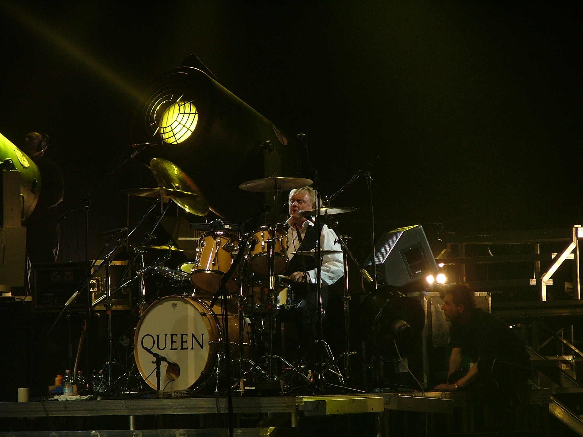 Queen Milano 5 aprile 2005 (Thank Vale Martignon)